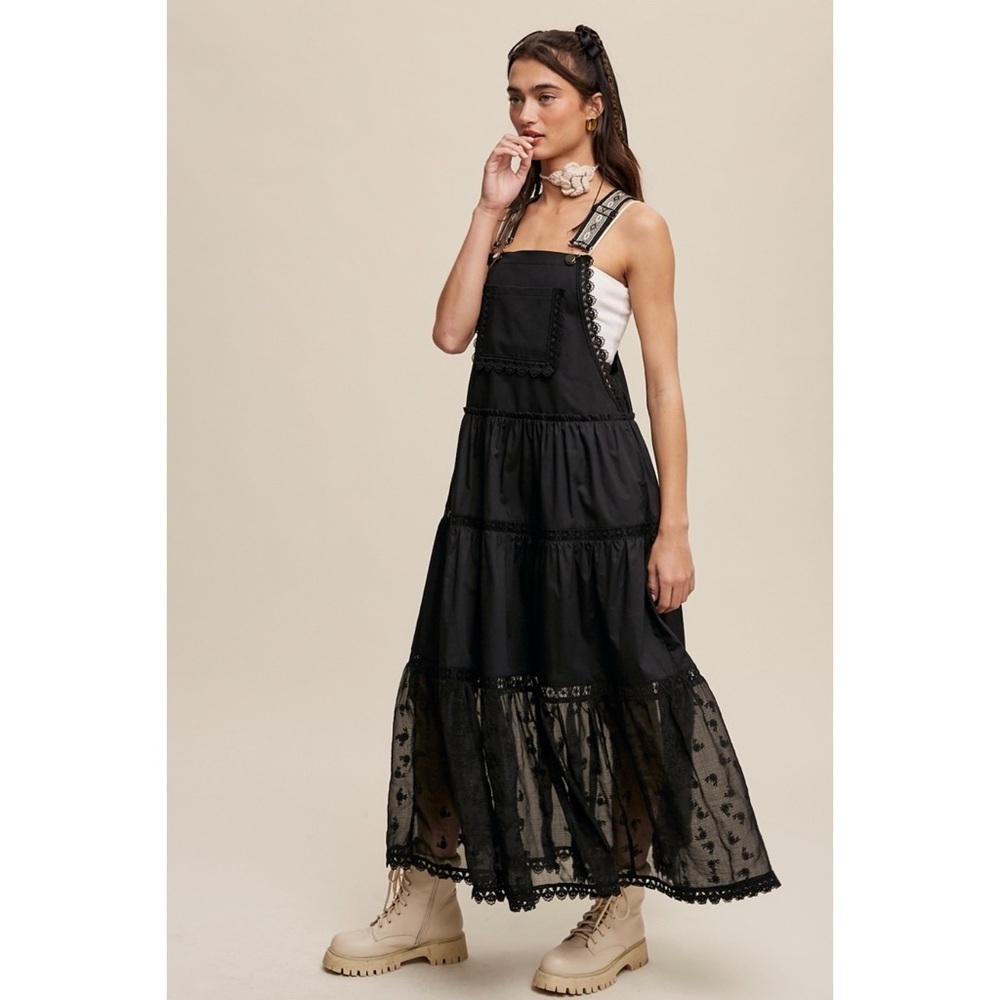 Listicle Black Lace Pieced Jacquard Strap Skirtall - Picture 10 of 12